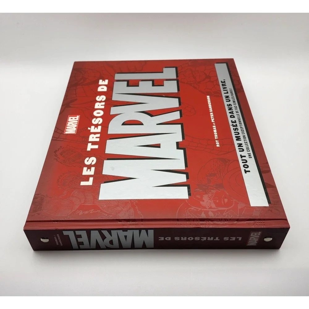 The Marvel Vault: Museum-in-a-Book with Rare Collectibles FRENCH‎